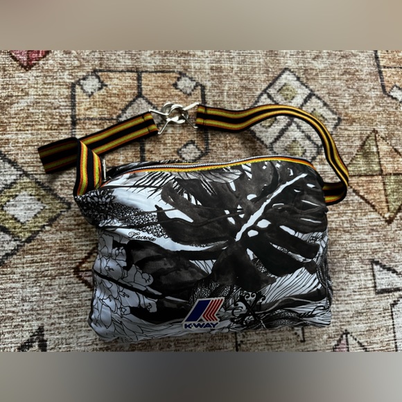 K-Way and Christian Lacroix reversible windbreaker - Picture 12 of 15